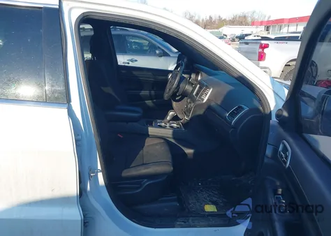 2018 Jeep Grand Cherokee Laredo E 4X4 из США, поврежденный, VIN 1C4RJFAG8JC382071